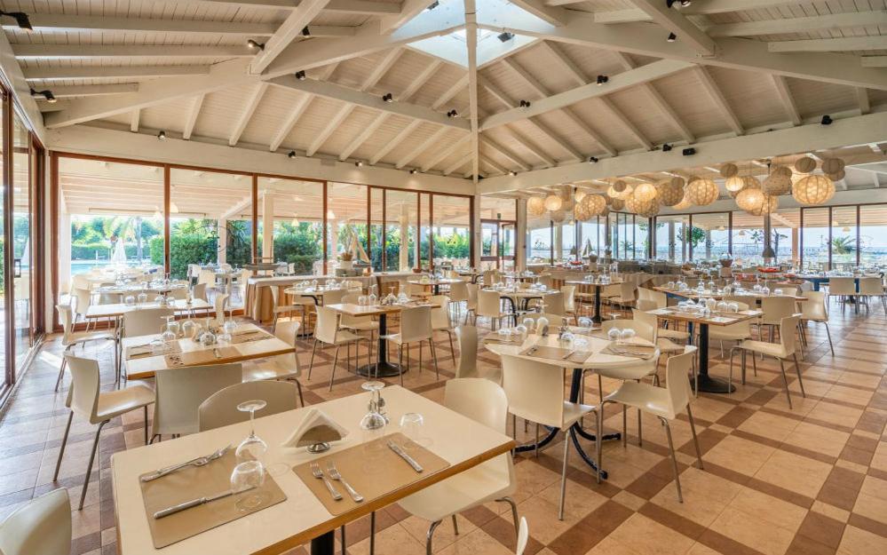 Fruit Village Mortelle Le Dune Beach Resort Exterior foto